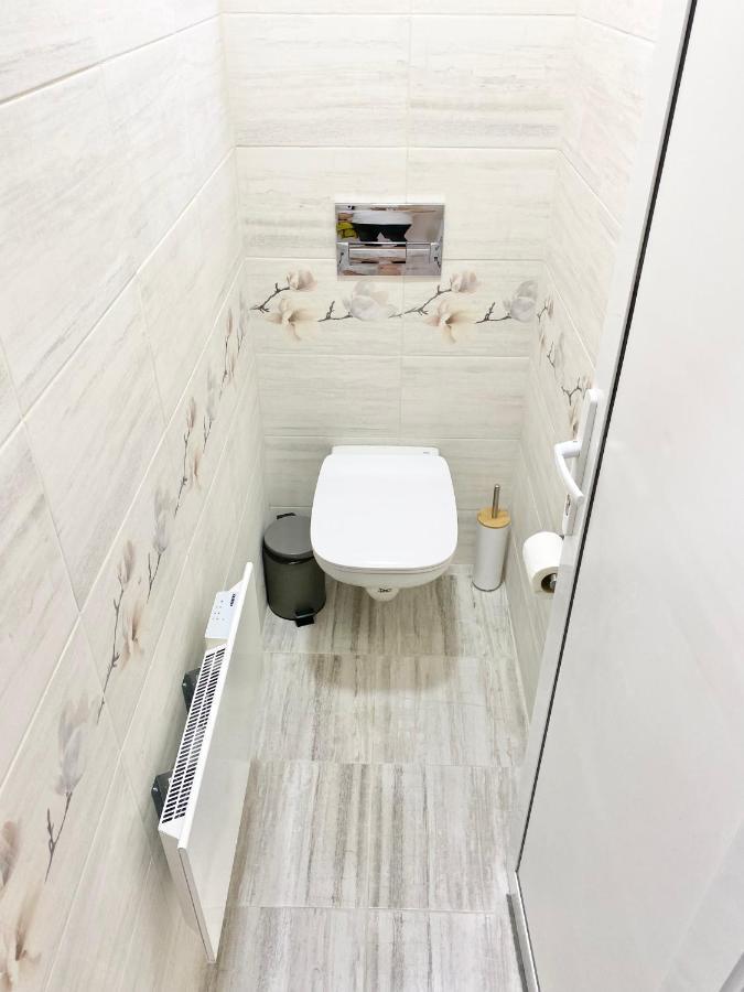 Top Centre Sofia Apartment For 6 Guests Dış mekan fotoğraf